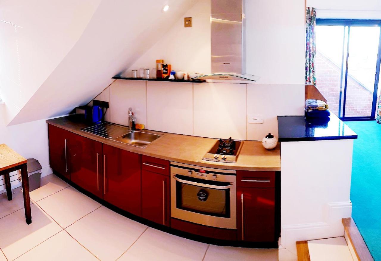 Lake Street Accommodation Оксфорд Экстерьер фото