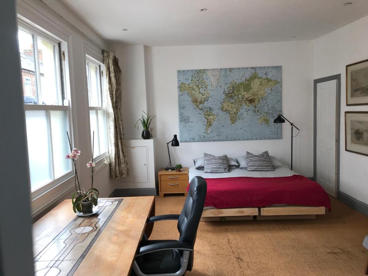 Lake Street Accommodation Оксфорд Экстерьер фото