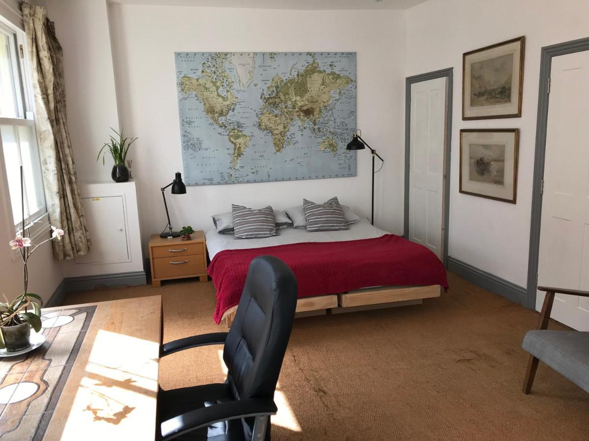 Lake Street Accommodation Оксфорд Экстерьер фото