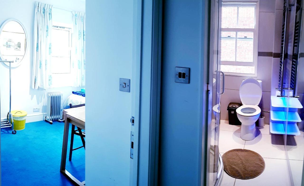 Lake Street Accommodation Оксфорд Экстерьер фото
