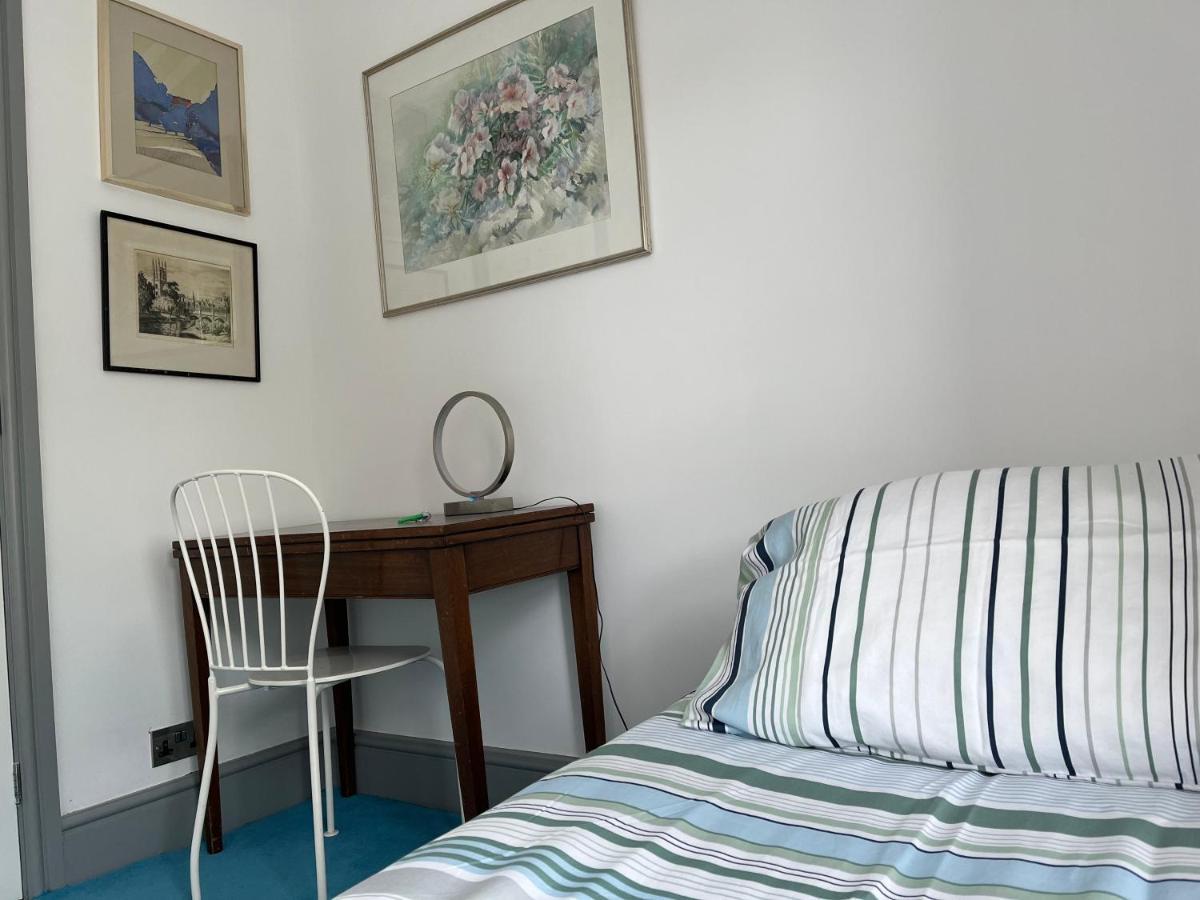 Lake Street Accommodation Оксфорд Экстерьер фото