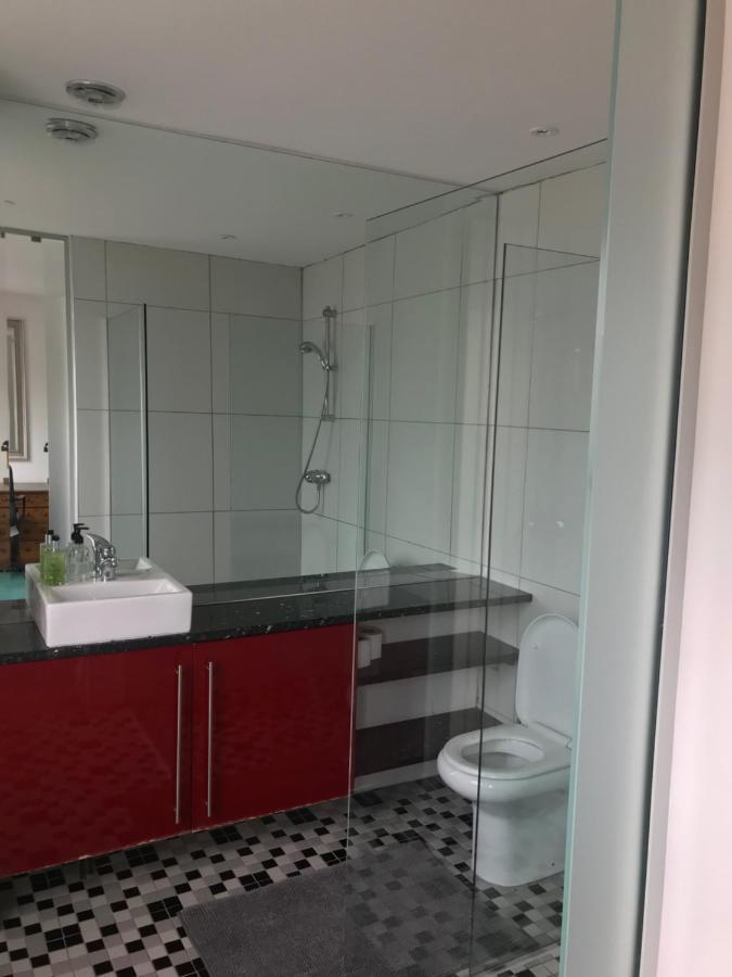 Lake Street Accommodation Оксфорд Экстерьер фото