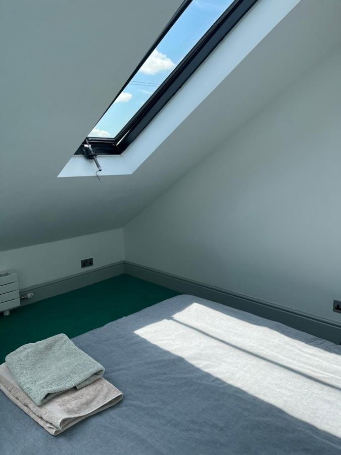 Lake Street Accommodation Оксфорд Экстерьер фото